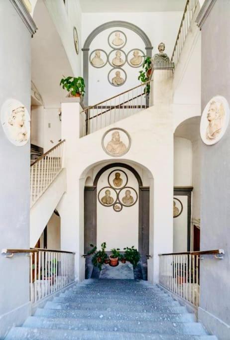 Re Gallo Luxury Apartment Plebiscito In Via Chiaia Νάπολη Εξωτερικό φωτογραφία