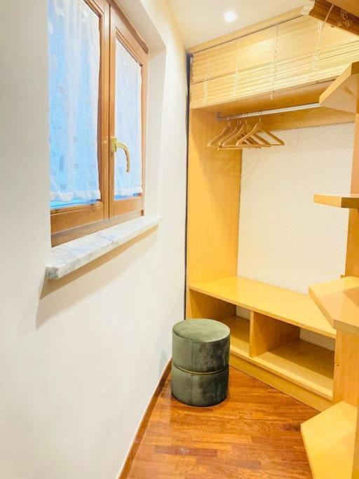 Re Gallo Luxury Apartment Plebiscito In Via Chiaia Νάπολη Εξωτερικό φωτογραφία